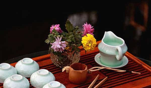 Какие бывают японские кружки для чая и принадлежности для церемонии.