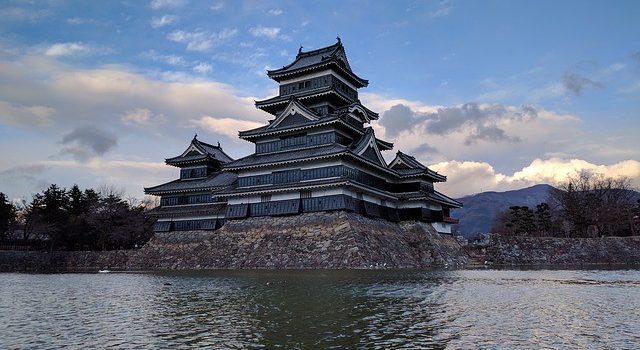 Старинный Замок Ворона — Мацумото-дзё!